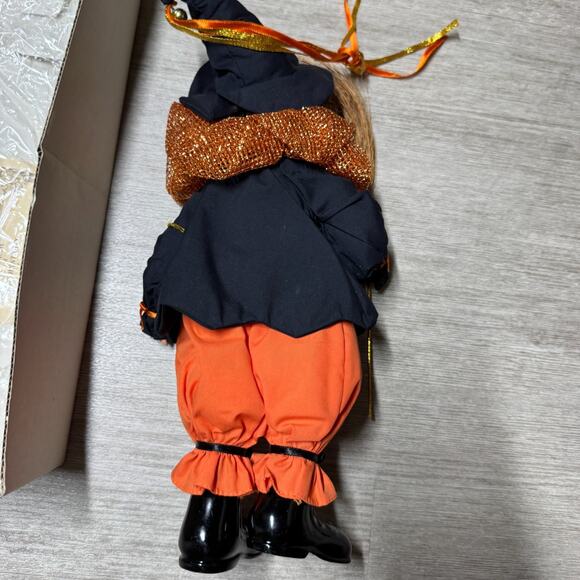 Vintage Brinn's Porcelain Doll Calendar Clown October Halloween Cute Witch 1986 - Picture 3 of 7